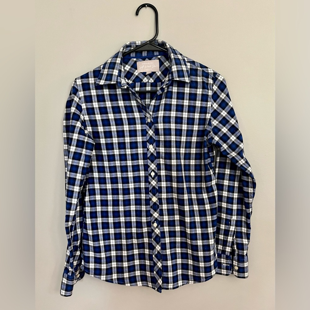 🛒 Banana Republic XS Blue Plaid Button Down Shirt